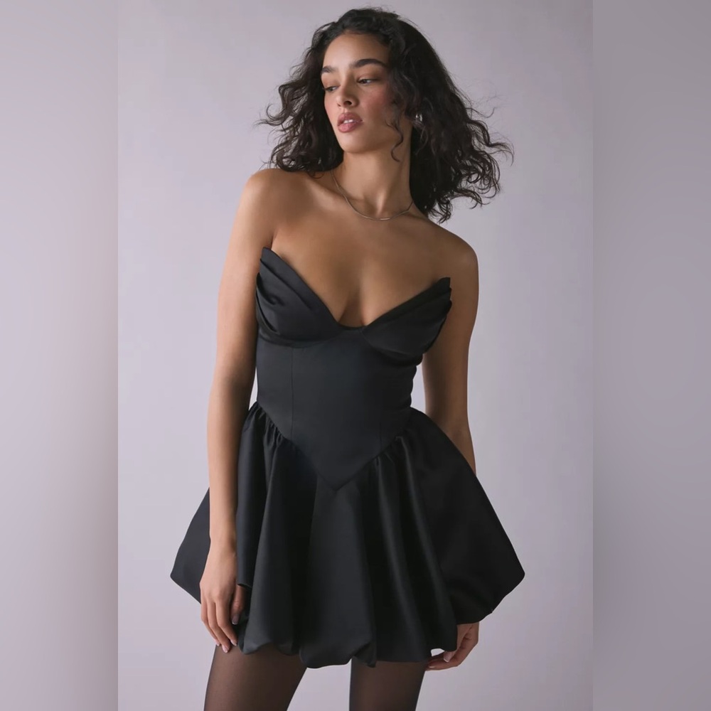 BARDOT Avella Bubble Hem Mini Dress In Black, Size 6, BRAND NEW , $189